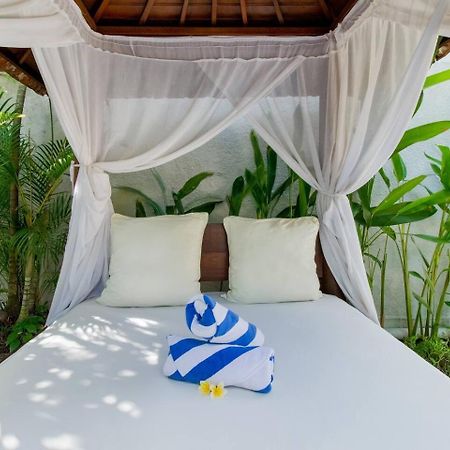 Heart Of Seminyak, 2Br, Sleeps 4, Walk To Bintang Exterior foto