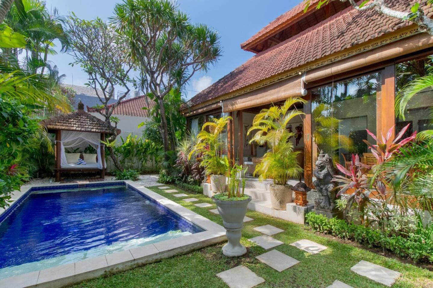 Heart Of Seminyak, 2Br, Sleeps 4, Walk To Bintang Exterior foto