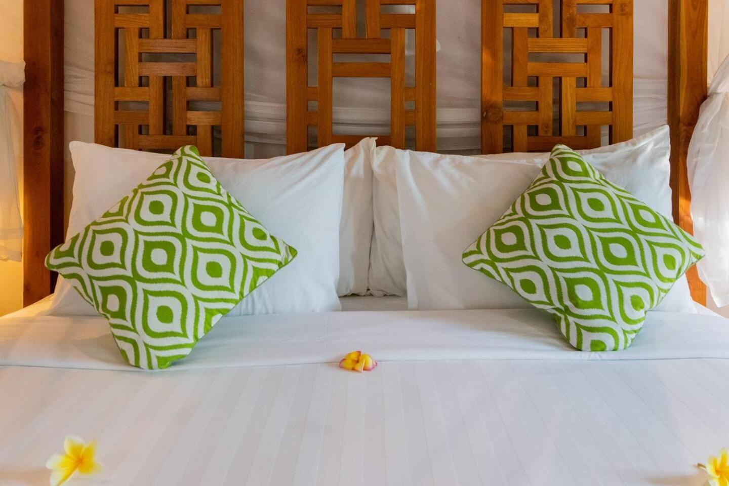 Heart Of Seminyak, 2Br, Sleeps 4, Walk To Bintang Exterior foto